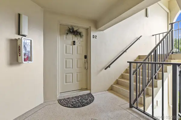 629 Sea Pine Way #D2, Greenacres, FL 33415