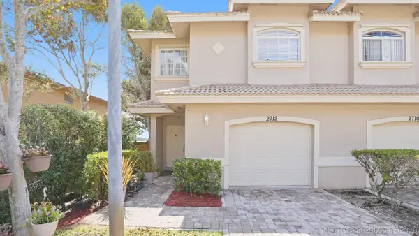 2712 NW 80th Avenue, Sunrise, FL 33322