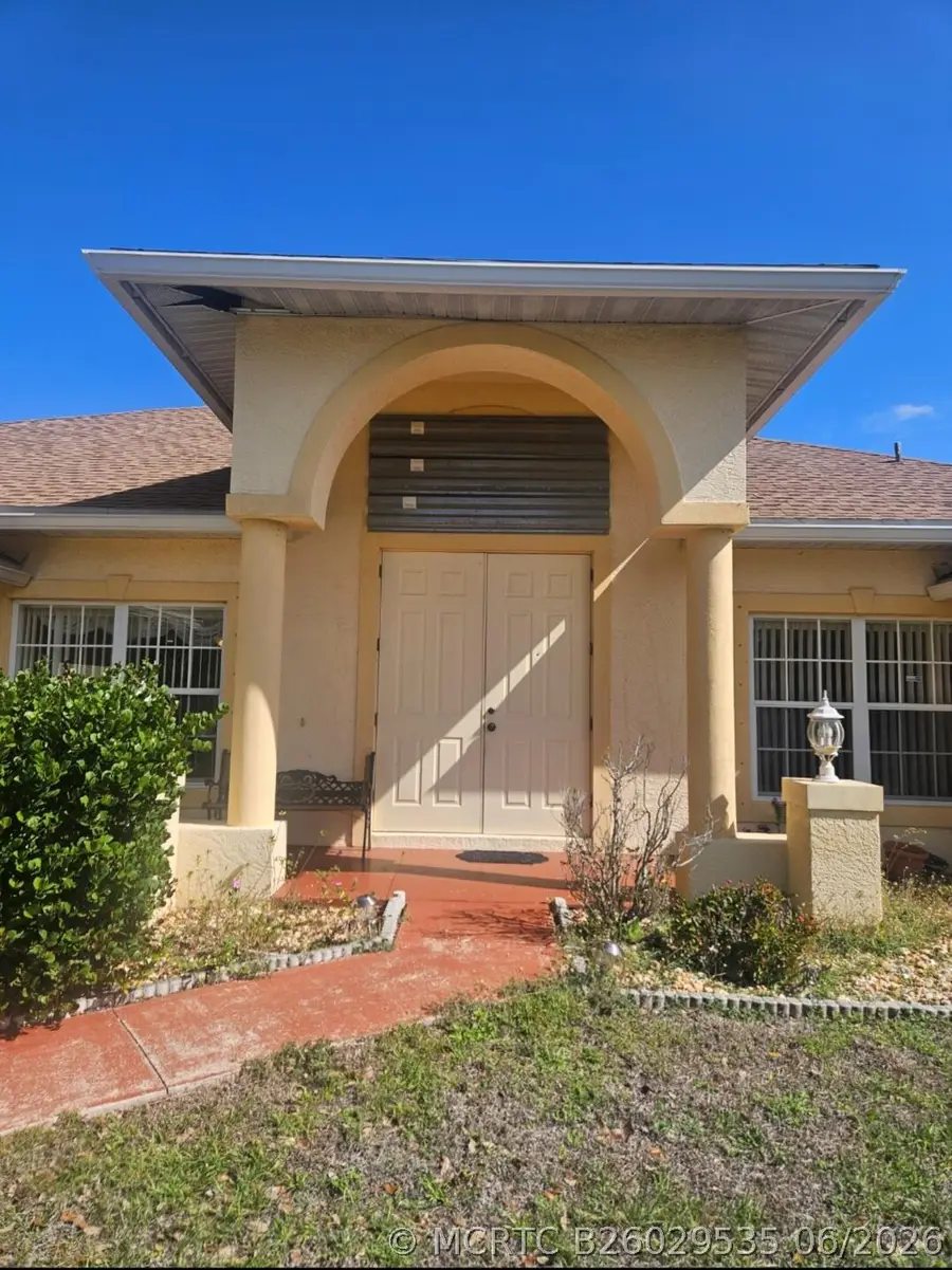 41 Pelton Circle, Port Charlotte, FL 33954 - #2