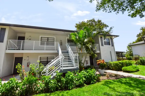 11 Southport Lane #H, Boynton Beach, FL 33436