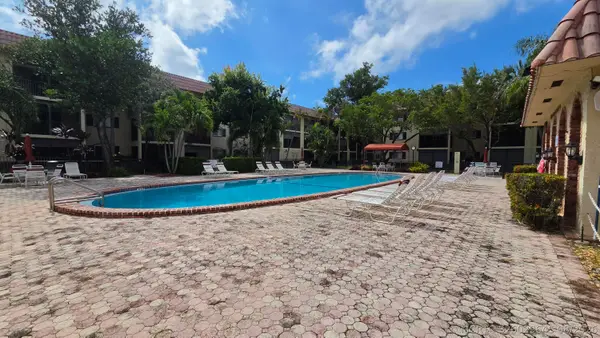 257 S Cypress Road #408, Pompano Beach, FL 33060