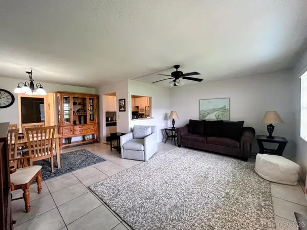 680 Horizons #103, Boynton Beach, FL 33435
