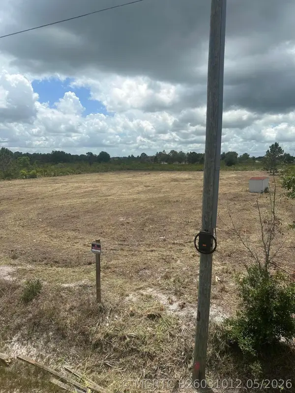 17980 NW 252nd Street, Okeechobee, FL 34972