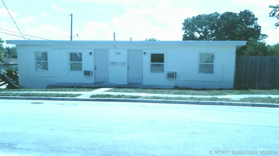 900 W 9th Street, Riviera Beach, FL 33404 - #2