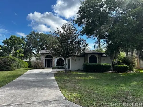 108 Greentree Lane, Yalaha, FL 34797