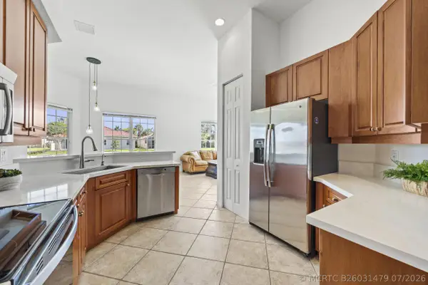 6721 Arno Way, Boynton Beach, FL 33472