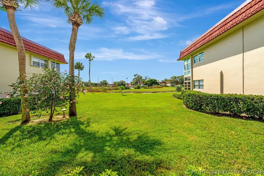 98 Spring Lake Drive, Vero Beach, FL 32962 - #3