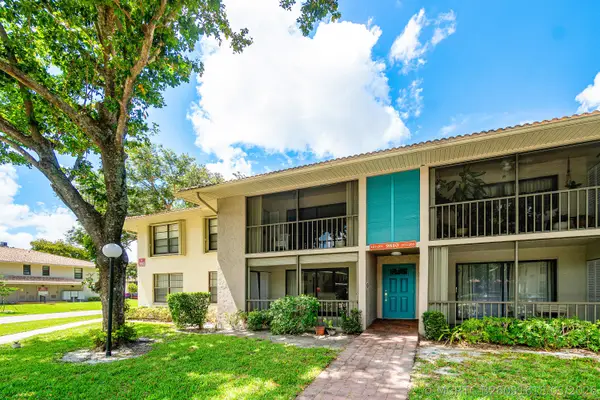 9810 Pineapple Tree Drive #101, Boynton Beach, FL 33436