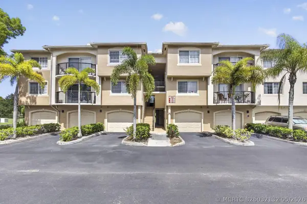 800 S Crestwood Ct Court S #809, Royal Palm Beach, FL 33411