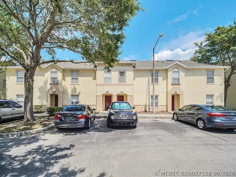 2749 Club Cortile Circle, Kissimmee, FL 34746 - #1