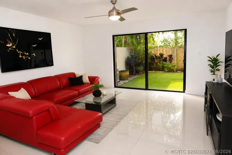 3062 S Oakland Forest Drive #203, Oakland Park, FL 33309 - #3