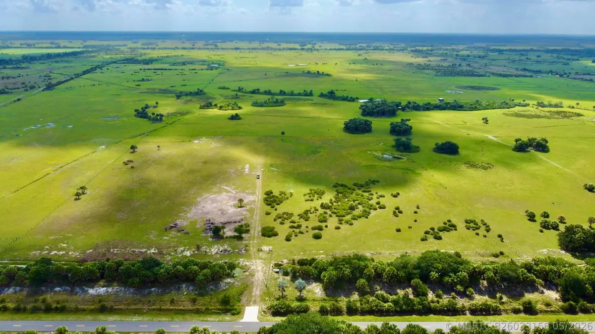 28095 NW 72nd Avenue, Okeechobee, FL 34972 - #1