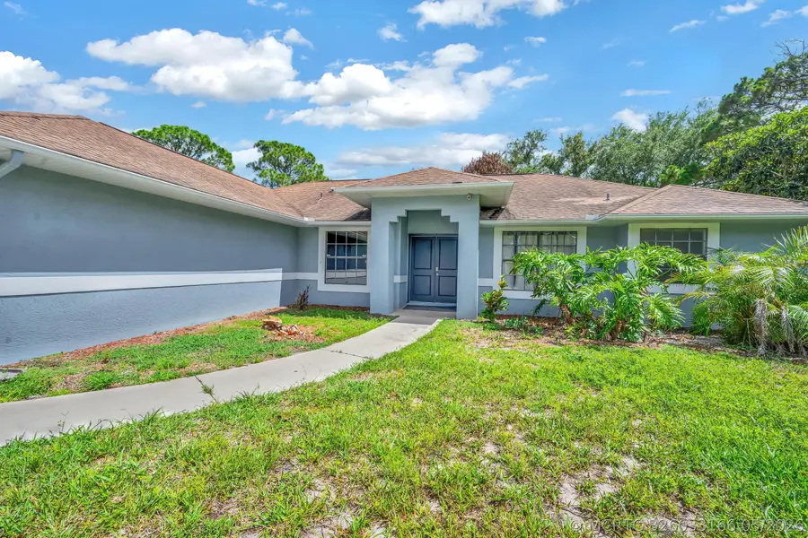601 Howard Street, Fort Pierce, FL 34982 - #2