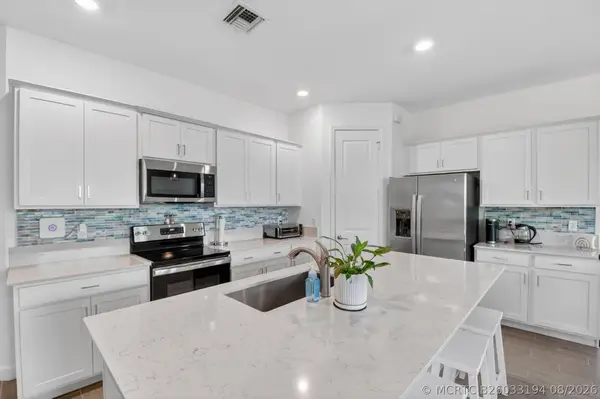 6026 Henderson Way, West Palm Beach, FL 33415
