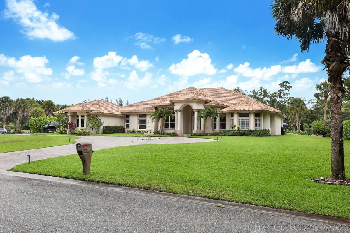 142 Brynhurst Court, West Palm Beach, FL 33413 - #1