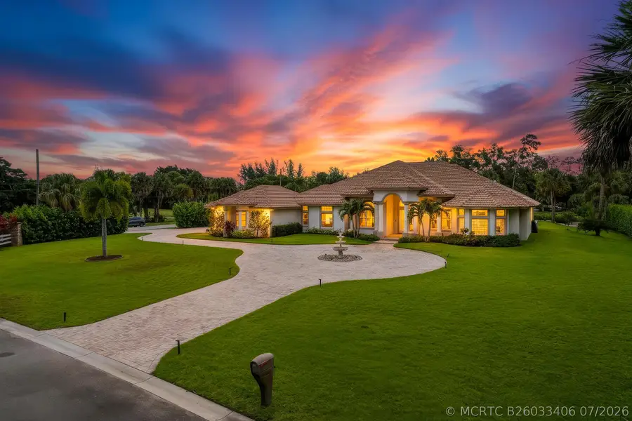 142 Brynhurst Court, West Palm Beach, FL 33413 - #2