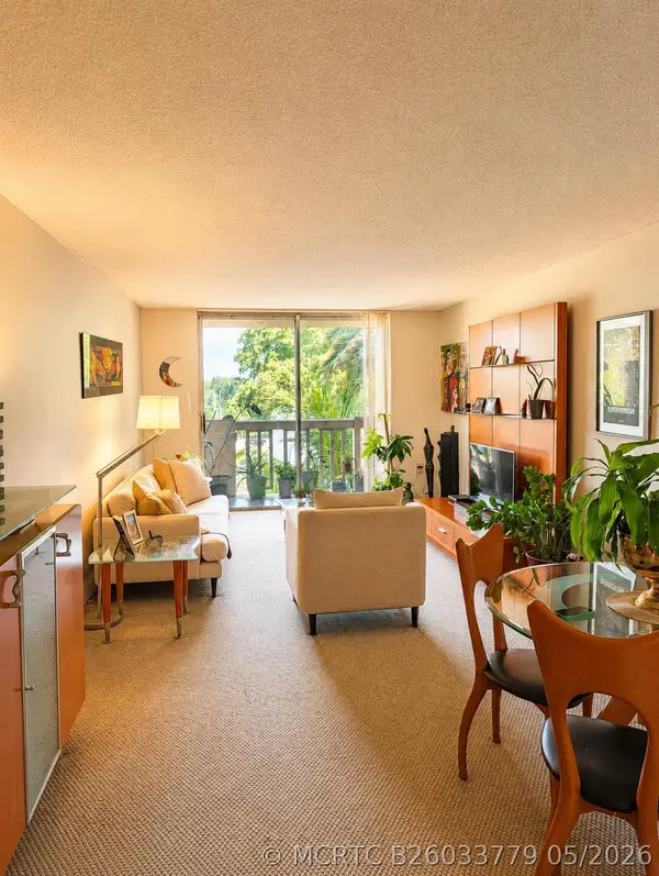 1800 Sans Souci Boulevard #424, North Miami, FL 33181