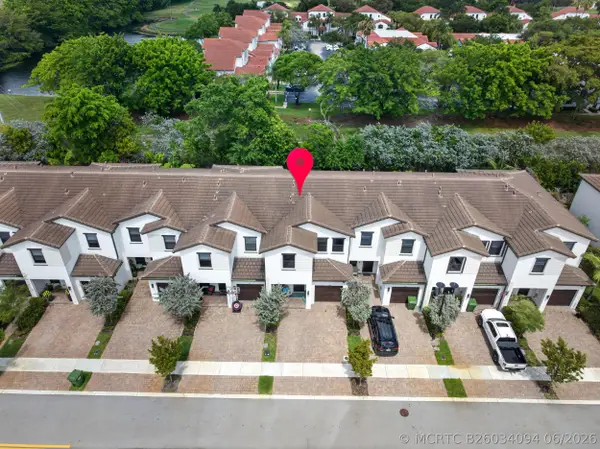 223 SW 159th Terrace, Pembroke Pines, FL 33027