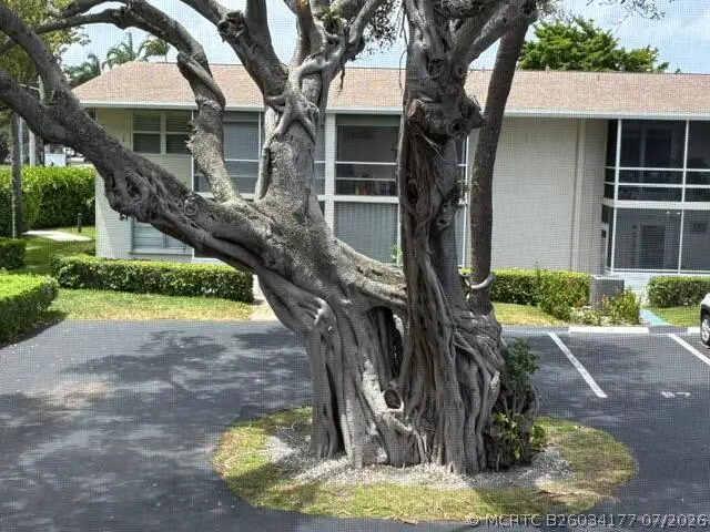 620 Horizon W #202, Boynton Beach, FL 33435 - #1