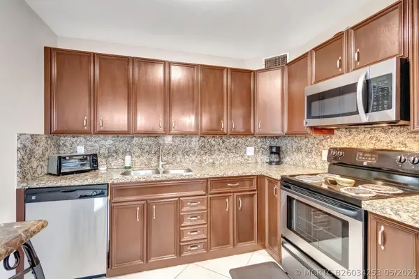 4049 Wolverton C, Boca Raton, FL 33434