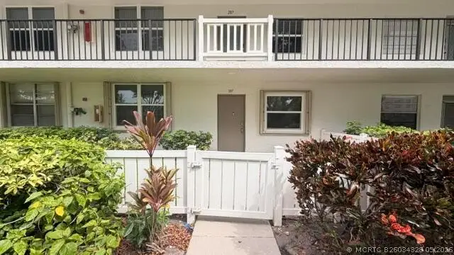 24 Abbey Lane #107, Delray Beach, FL 33446 - #2