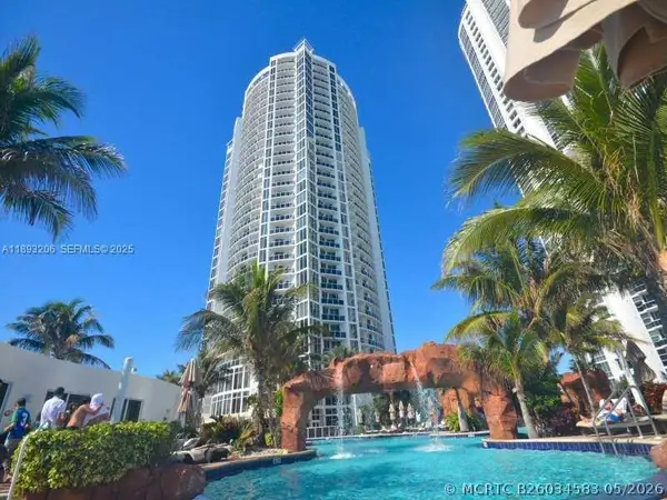 18001 Collins Avenue #2814, Sunny Isles Beach, FL 33160
