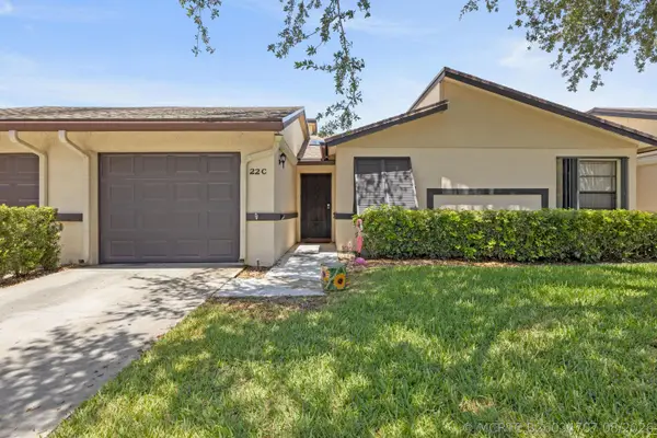 22 Ridge Pointe Drive #C, Boynton Beach, FL 33435