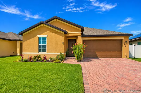 4242 Thurso Way, Fort Pierce, FL 34947