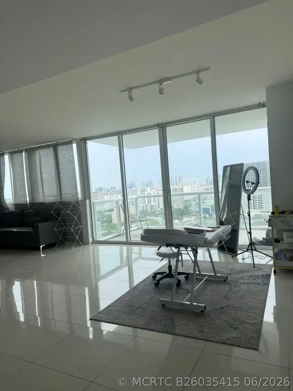 1861 NW S River Drive #2408, Miami, FL 33125