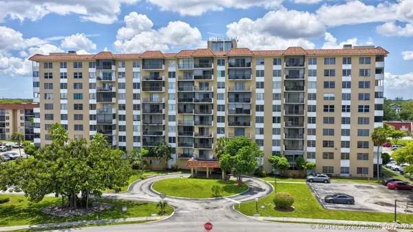 4174 Inverrary Drive #513, Lauderhill, FL 33319