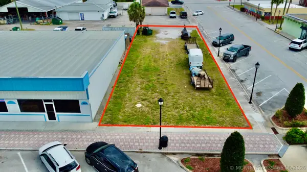 205 SW Park Street, Okeechobee, FL 34972