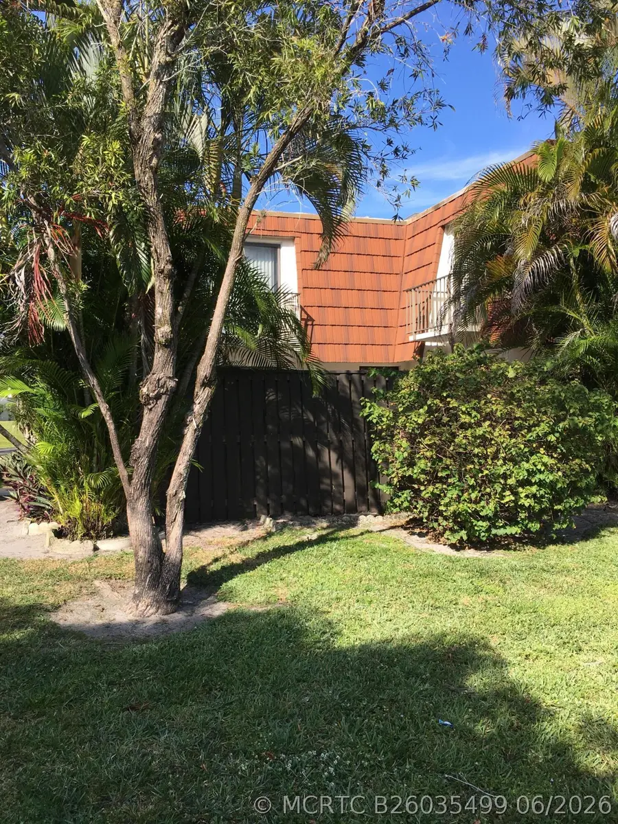 2233 White Pine Circle #D, Greenacres, FL 33415 - #2