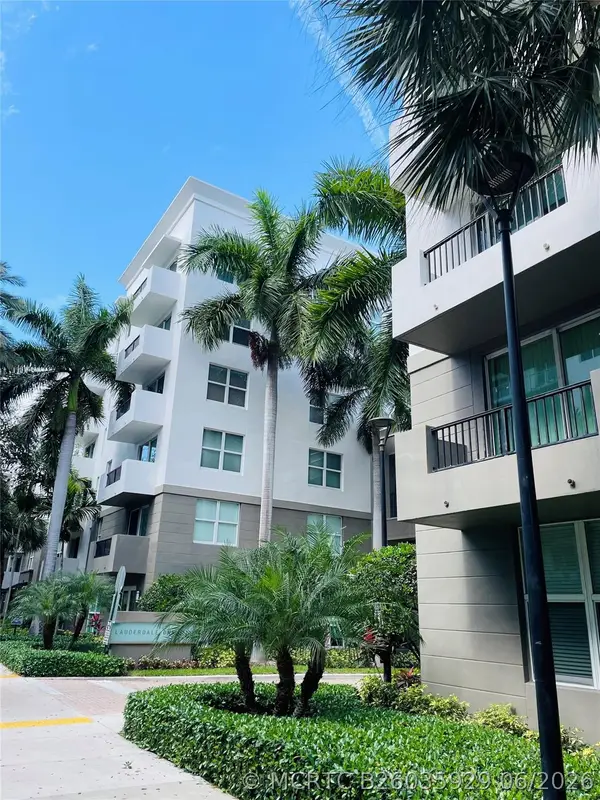2401 NE 65th Street #408, Fort Lauderdale, FL 33308