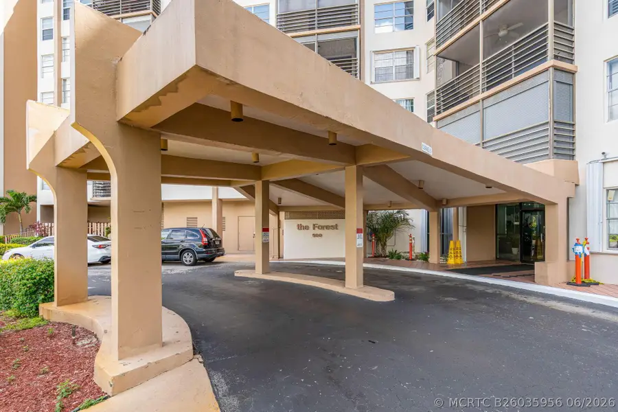 900 Saint Charles Place #221, Pembroke Pines, FL 33026 - #2