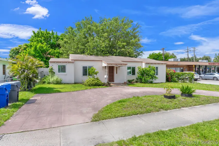 2126 Washington Street, Hollywood, FL 33020 - #2
