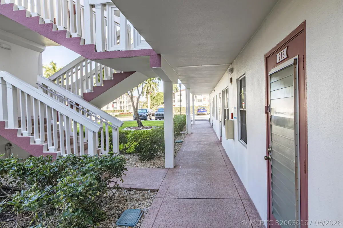 213 Fanshaw F, Boca Raton, FL 33434 - #1