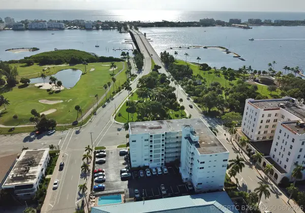 1 N Golfview Road #205, Lake Worth Beach, FL 33460
