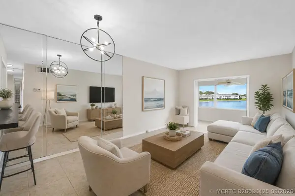 1116 Lake Terrace #207, Boynton Beach, FL 33426
