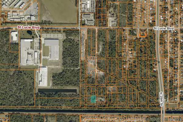 -- Shawnee Avenue, Fort Pierce, FL 34946