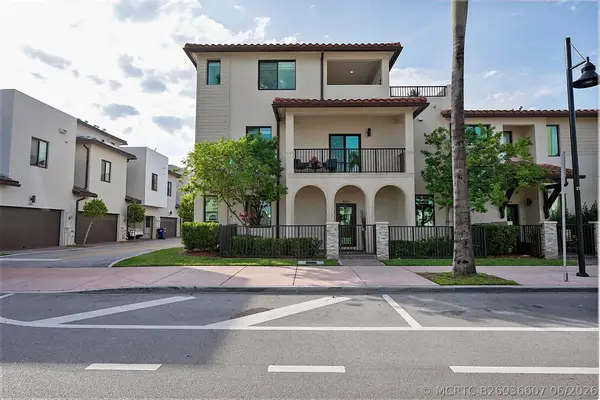 8321 Central Park Boulevard, Doral, FL 33166