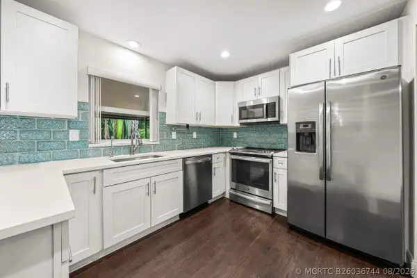 638 SW 4th Avenue, Boynton Beach, FL 33426