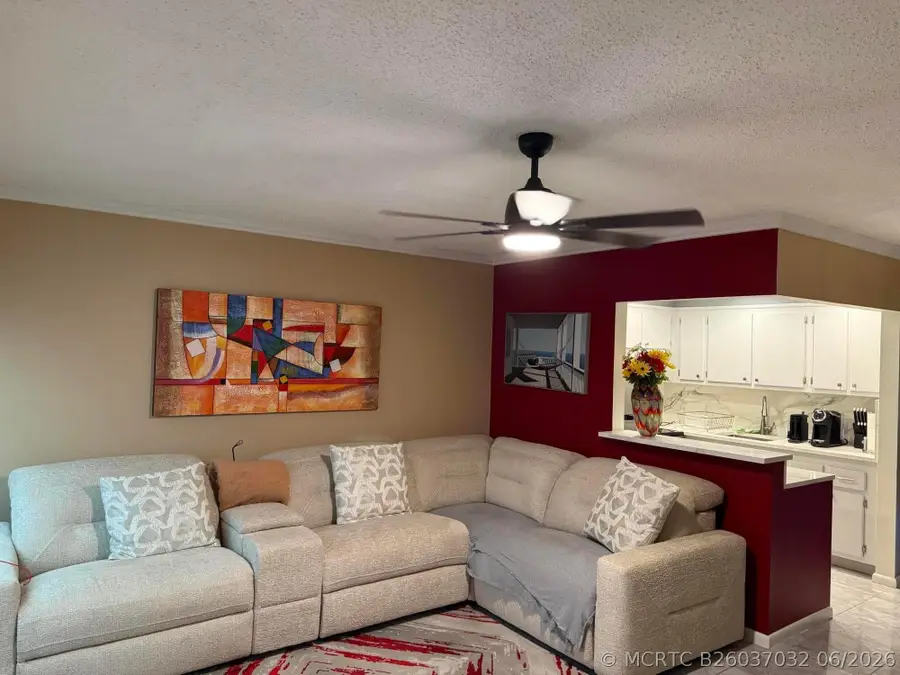 362 Oakridge T, Deerfield Beach, FL 33442 - #2