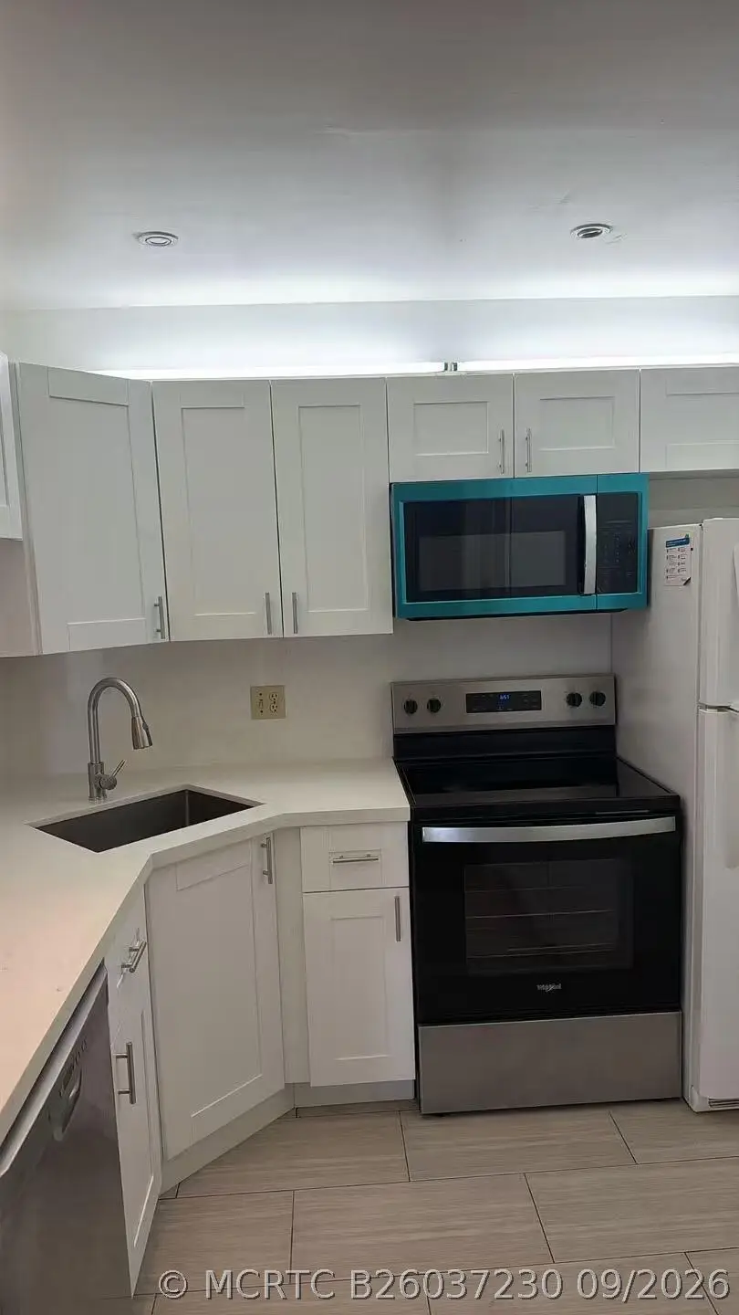 1113 Green Pine Boulevard #B3, West Palm Beach, FL 33409 - #2