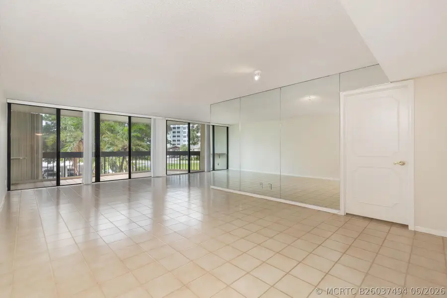 2000 Presidential Way #206, West Palm Beach, FL 33401 - #3