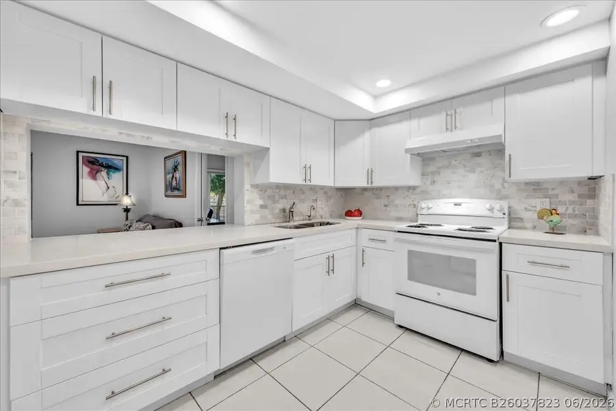 3909 N Ocean Boulevard #113, Fort Lauderdale, FL 33308 - #3
