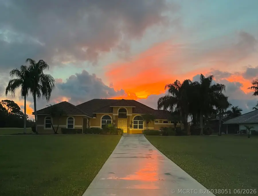 8030 Woodsmuir Drive, Palm Beach Gardens, FL 33412 - #2