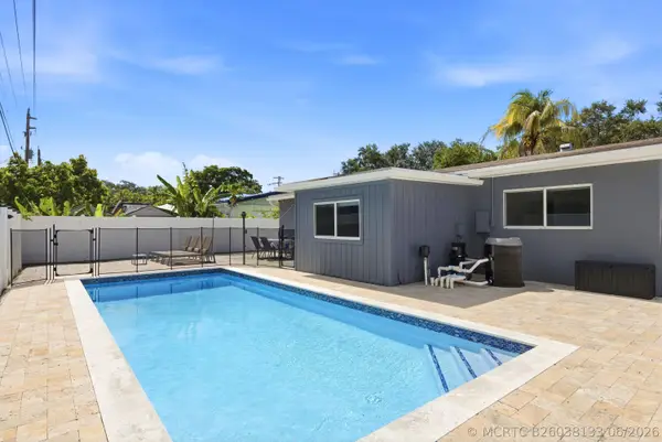 6444 Oak Street, Hollywood, FL 33024