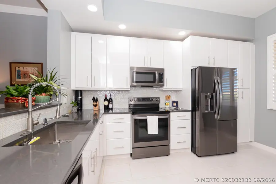 23 Harbour Isle Drive W #303, Fort Pierce, FL 34949 - #3