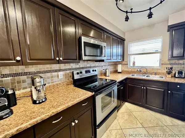 160 NE 8th Avenue #1b, Hallandale Beach, FL 33009