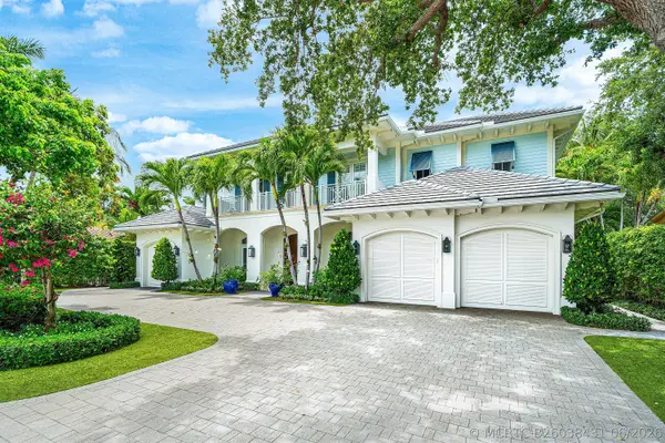 2249 E Maya Palm Drive, Boca Raton, FL 33432